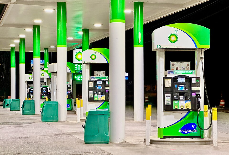 Oil Prices Surge as US Prepares for Extended Blockade of Iran Oil Prices Surge as US Prepares for Extended Blockade of Iran
